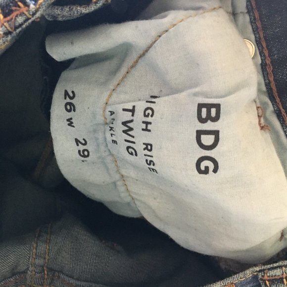 Urban Outfitters BDG Twig High Rise Jeans 26Wx‎ 29L - Picture 8 of 9